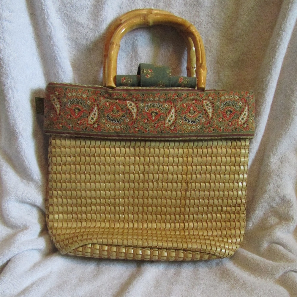 Maggi B Straw Purse W/Fabric Trim & Bamboo Handles - Picture 4 of 8